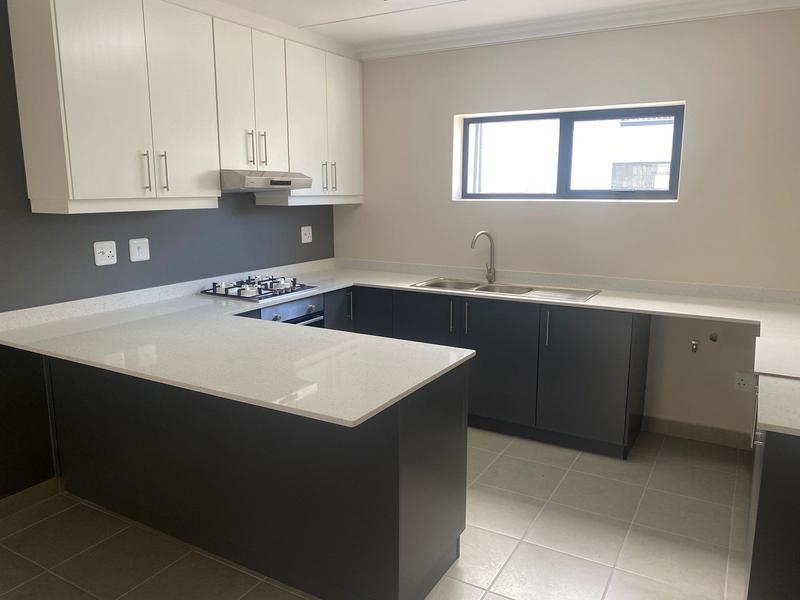 3 Bedroom Property for Sale in Silver Oaks Western Cape